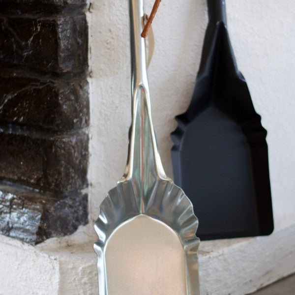 ASH SHOVEL - Authentic Pizza Ovens